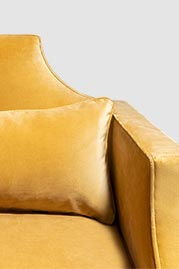86 Scarlet sofa in Como Antique Gold velvet