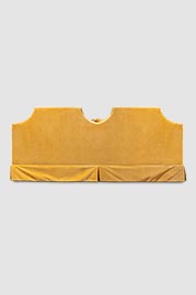 86 Scarlet sofa in Como Antique Gold velvet