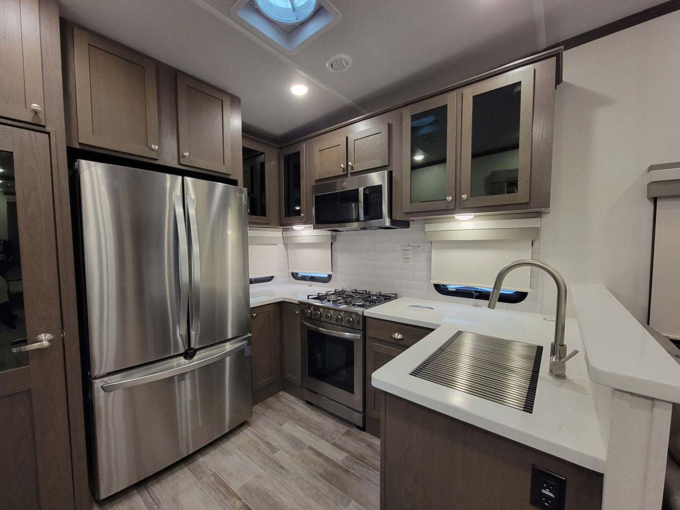 Trailer kitchen before